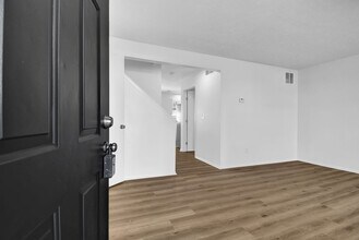 Interior Photo - Cherry Bottom Townhomes