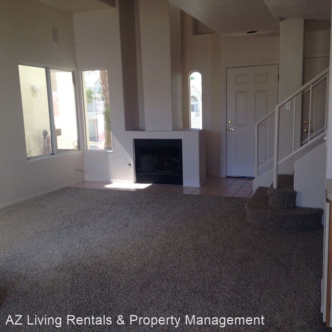 Building Photo - 2 br, 2.5 bath House - 0420 S Acoma Blvd #34