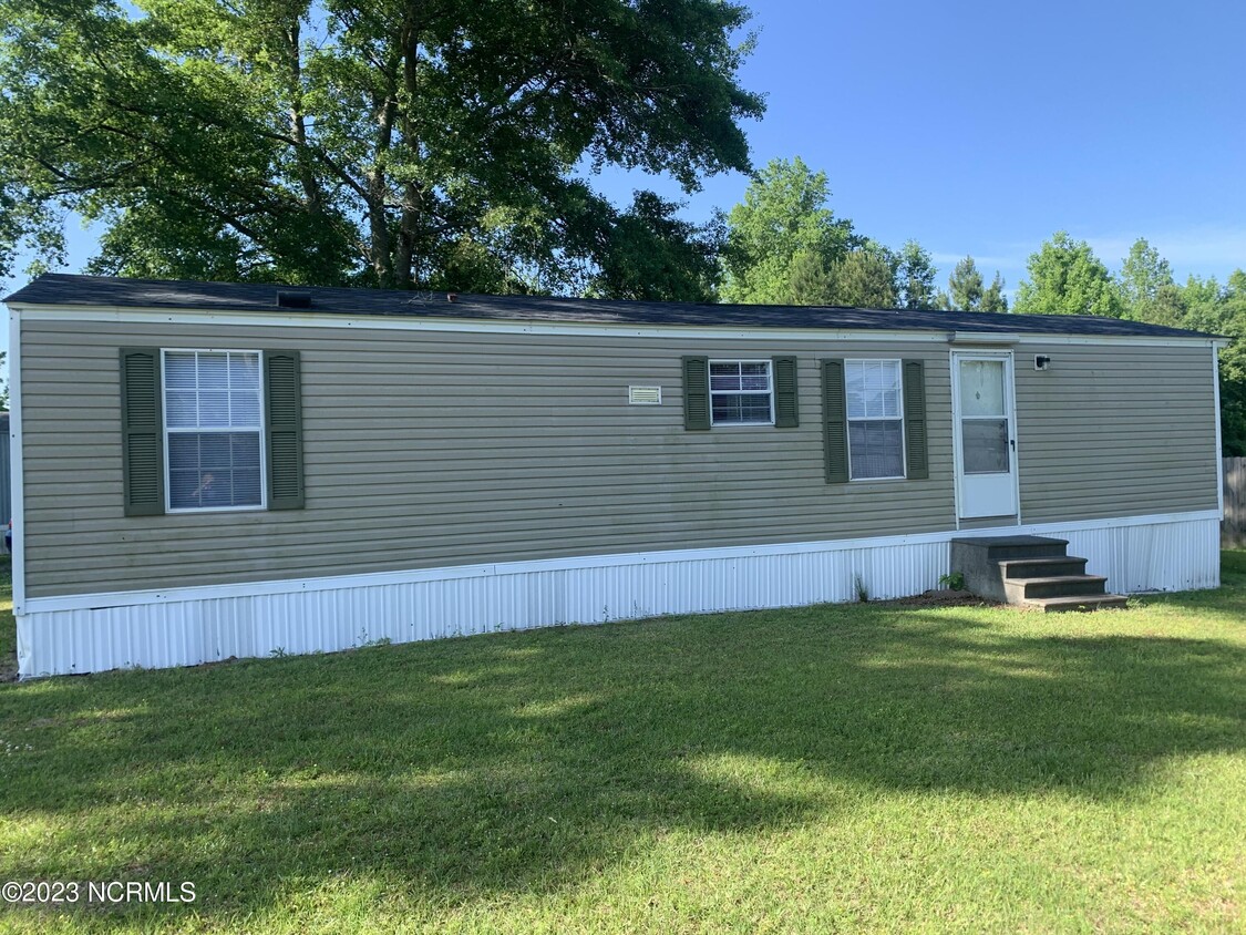 Foto principal - 1825 Blue Creek Rd