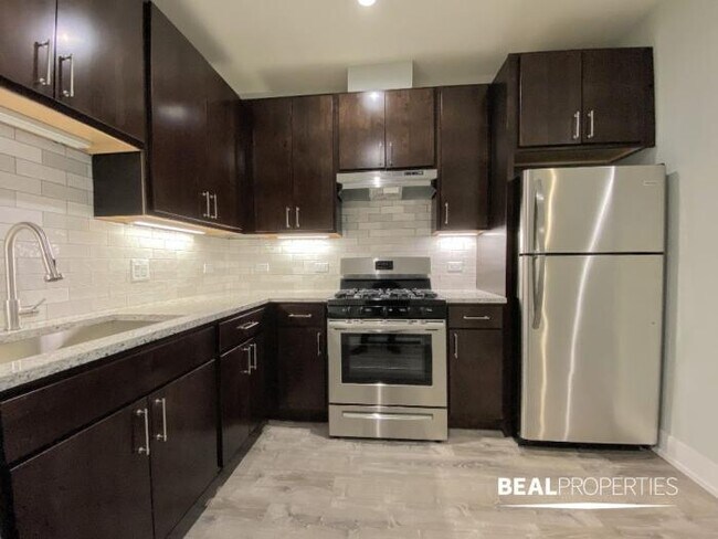 Foto del edificio - 2 bedroom in EVANSTON IL 60202