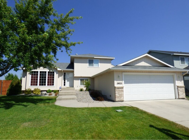 Foto principal - 19023 E Shannon Ln