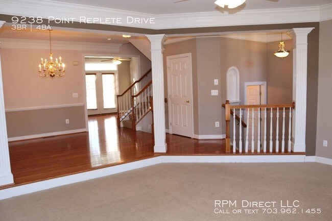 Building Photo - 9238 Point Replete Dr