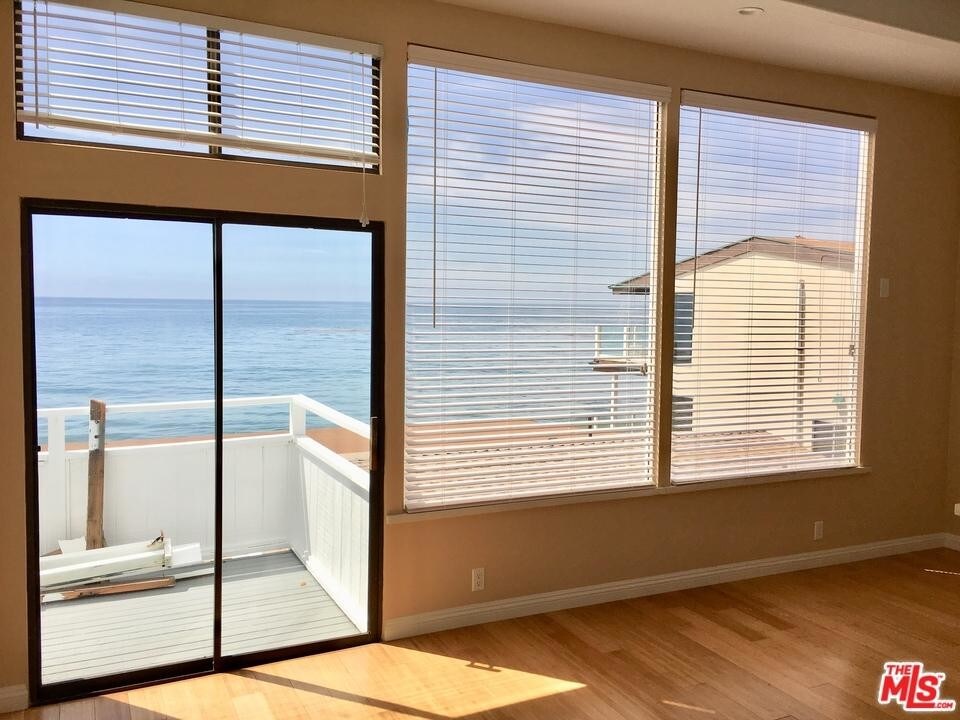 42 Condos Available for Rent in Malibu, CA