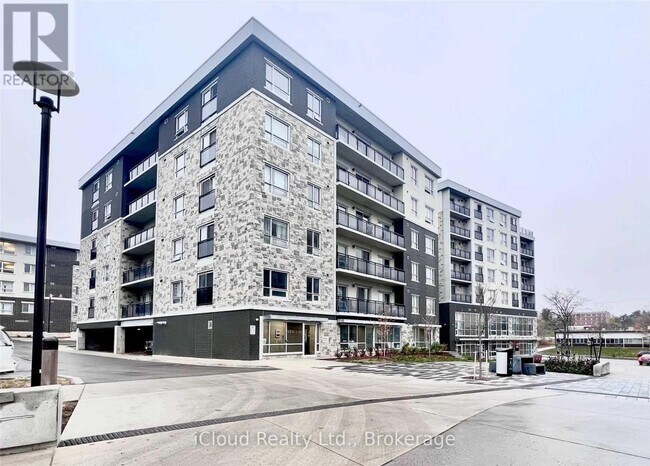 Photo du bâtiment - 275 Larch St