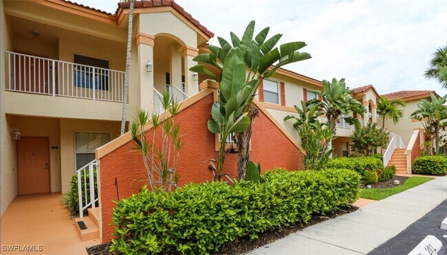 Foto del edificio - 6645 Huntington Lakes Cir