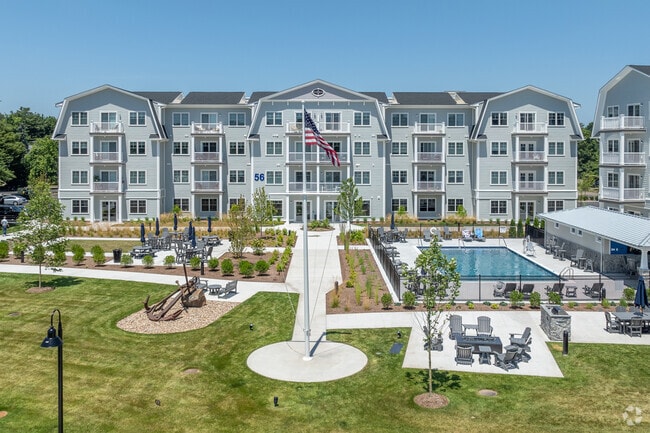 Building Photo - Mariners Landing
