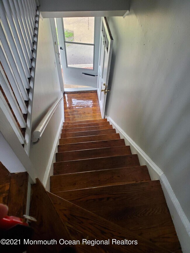 Foto del edificio - 2040 Stratford Ave