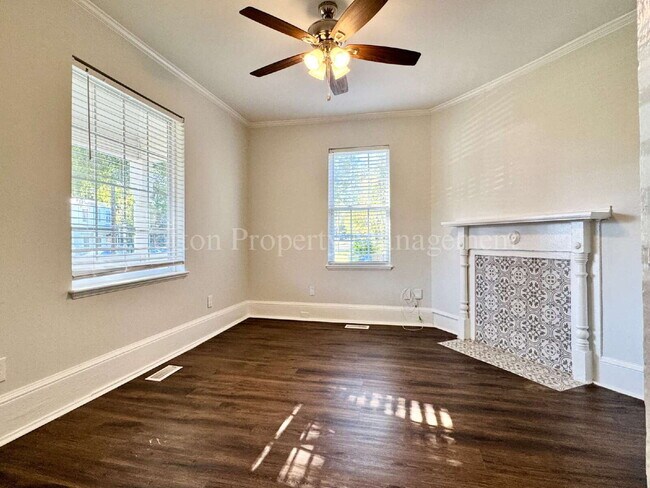 Foto del edificio - 2BR/1BA Nicely remodeled historic home in ...
