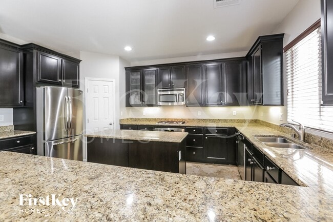 Foto del edificio - 8048 Carr Valley St