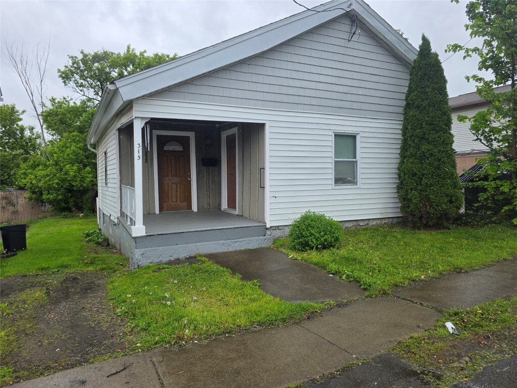 Primary Photo - 315 Exchange St