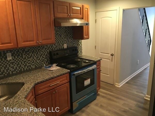 Primary Photo - 3 br, 1 bath House - 1838 N Judson St.