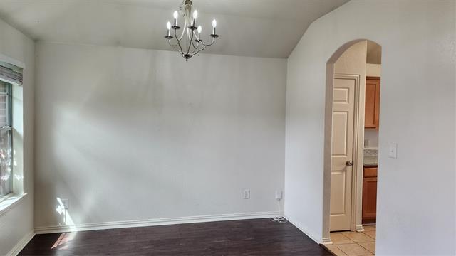 Foto del edificio - 515 Creekside Dr