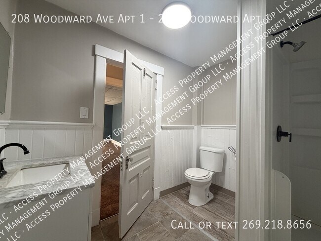 Building Photo - 208 Woodward Ave