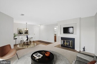 Building Photo - 11144 Beaver Trail Ct