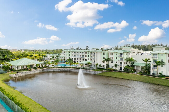 Building Photo - Emerald Bay