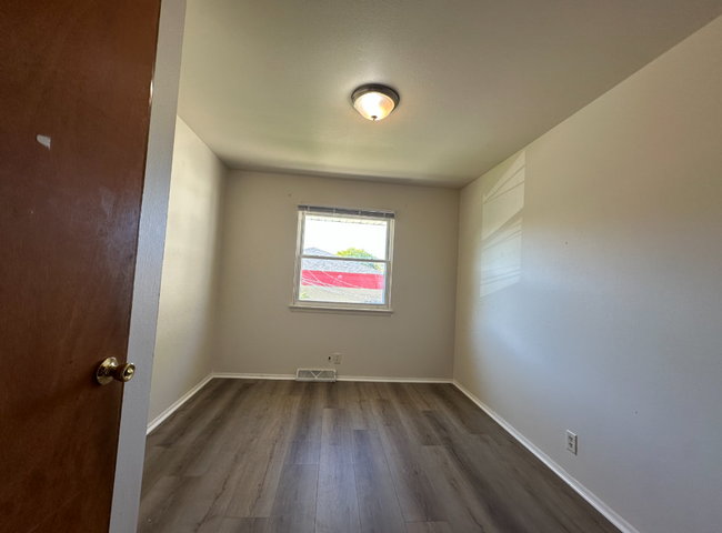 Foto del edificio - 4209 W Good Hope Rd