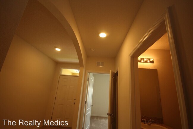 Foto del edificio - 3 br, 2 bath House - 1760 Jackson Oaks Dr