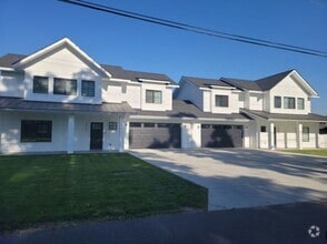 Building Photo - 12110 N Freya St