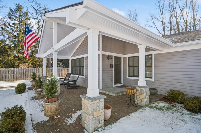 Foto del edificio - 525 W Deerpath Rd