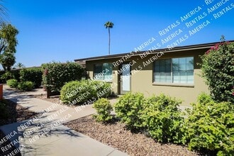 Building Photo - 1850 E Maryland Ave