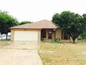 Building Photo - 4307 Derik Dr