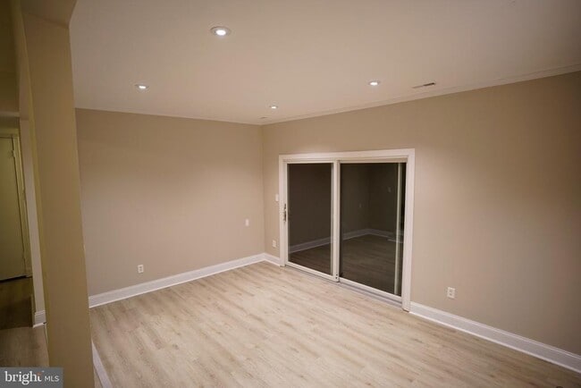 Building Photo - 6317 Early Glow Ct