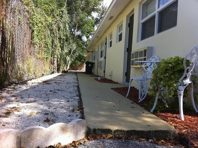 Foto del edificio - 1126 SW 15th Terrace