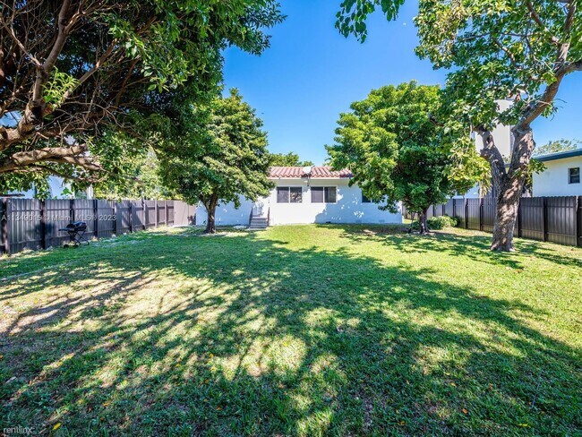 Building Photo - 4 br, 2 bath House - 7613 SW 128th Pl