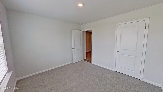 Building Photo - 4744 Scaup Wy