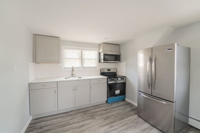 Photo - 183 Commack Rd Apartment