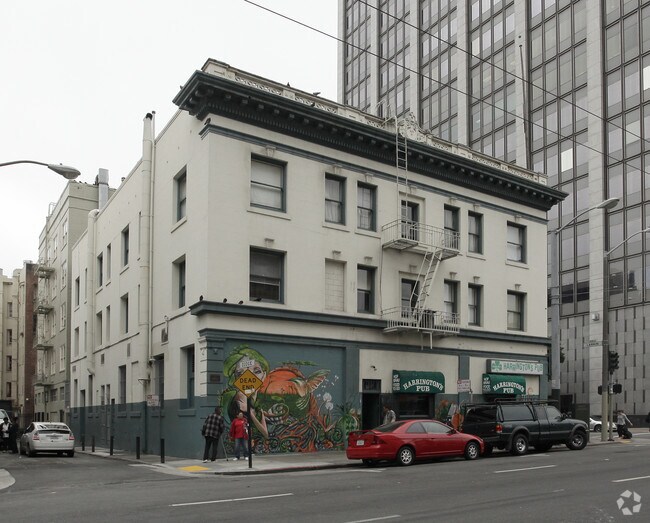 Building Photo - 452-460 Larkin St