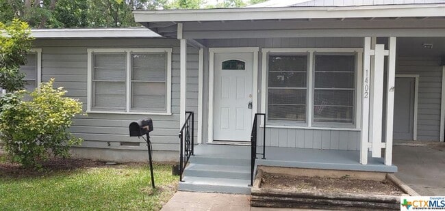 Building Photo - 1402 S 45th St