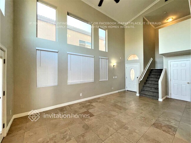 Foto del edificio - 3719 E Inverness Ave
