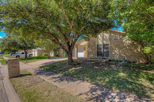 Building Photo - 6637 Fair Oaks Dr