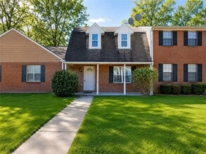 Building Photo - 6447 River Park Dr