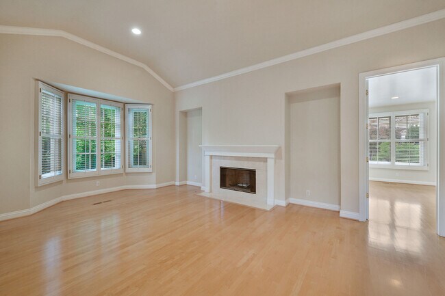 Foto del edificio - Luxury 4 bedroom/3 bathroom home in Menlo ...