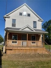 Building Photo - 300 Austin Ave NW