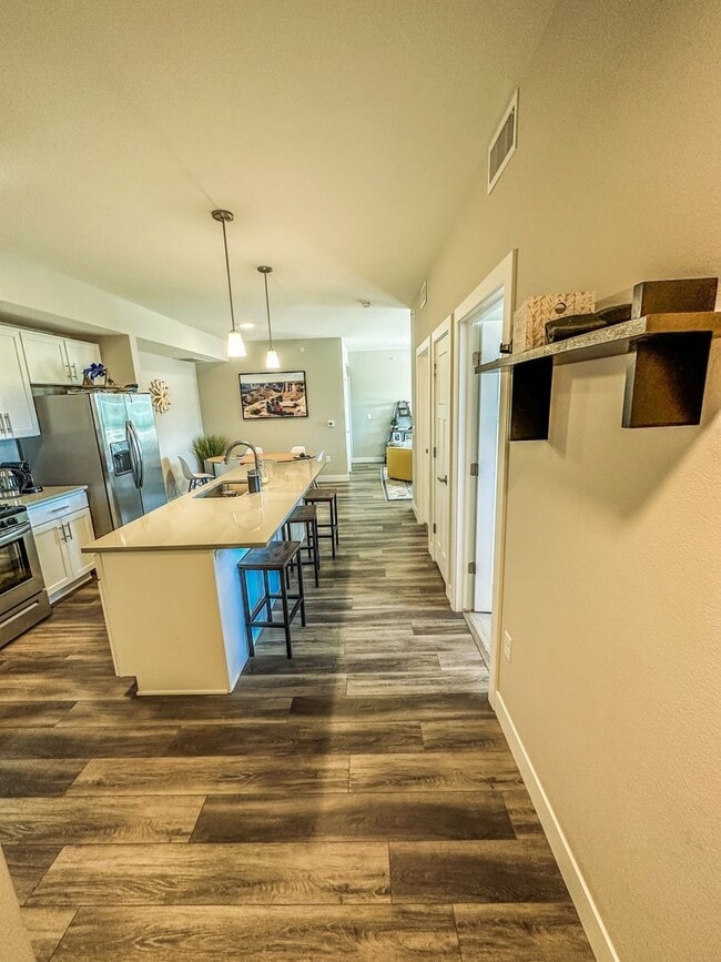 Photo - Beautiful "Like New" Large 2Bd 2Ba condo W/ amazing views of the flatirons!