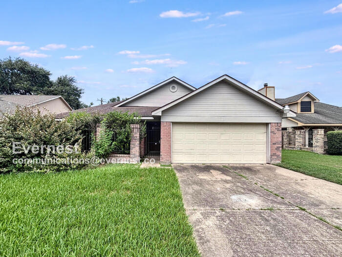 Primary Photo - 2734 Indian Trail Dr