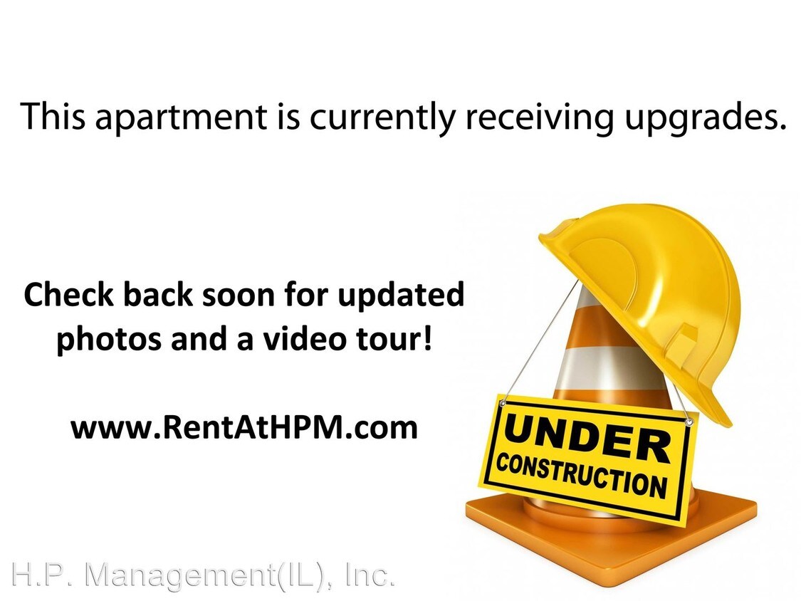 Building Photo - 1124 University Dr