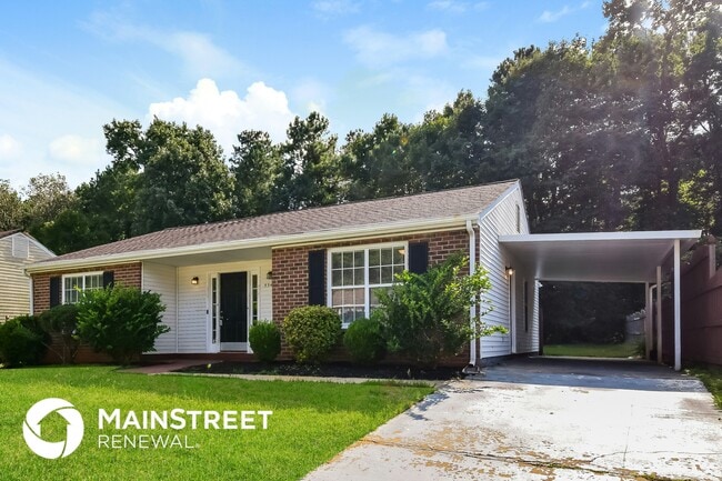 Building Photo - 5543 Pine Gate Dr