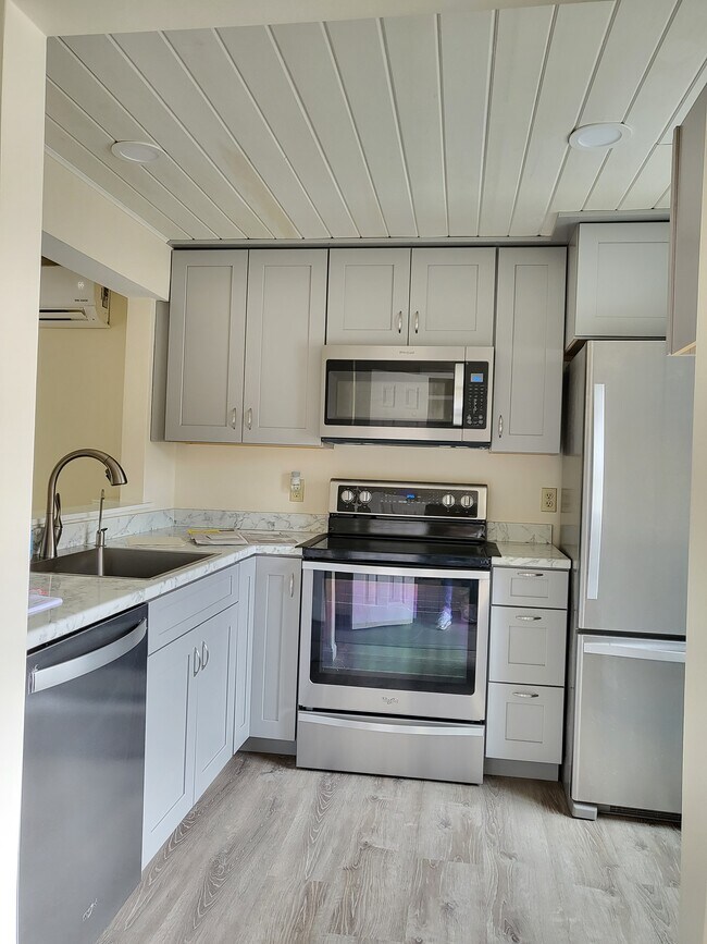 Foto del edificio - 378 Portland Rd