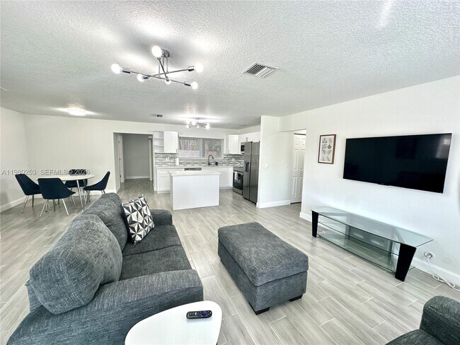 Foto del edificio - 3511 Quentin Ave