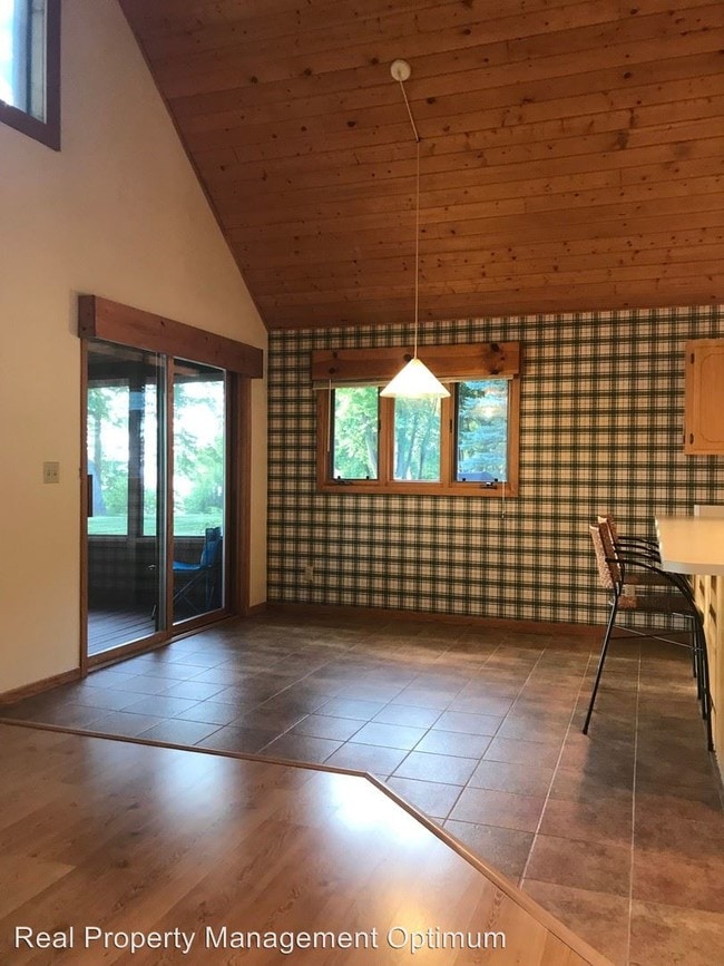 Building Photo - 3 br, 3 bath House - 9244 Cty Rd 34