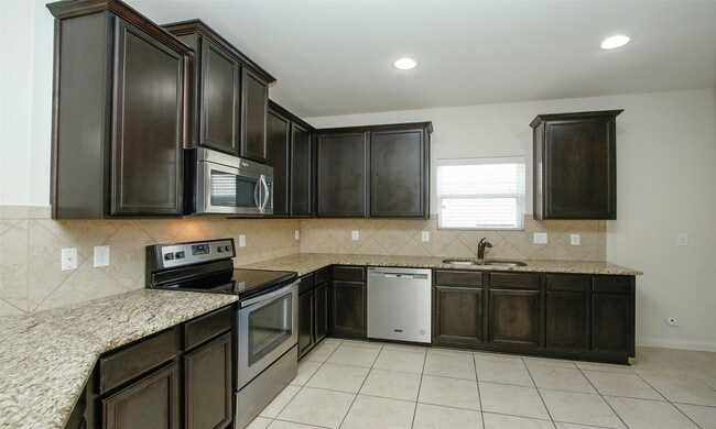 Foto del edificio - 20559 Iron Seat Dr