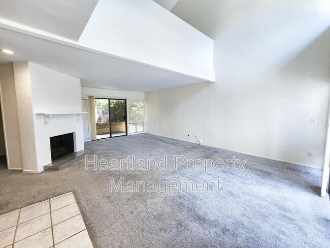 Building Photo - 7302 Alicante Rd