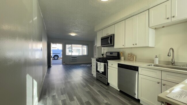 Building Photo - New Sepulveda Apartments
