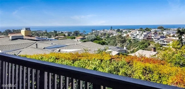 Building Photo - 4 br, 3.5 bath House - 408 Mendoza Ter