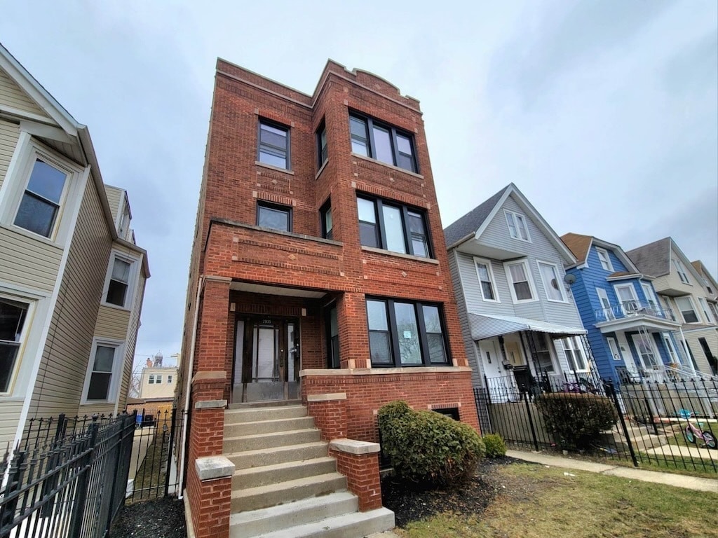 2935 N Lawndale Ave, Chicago, IL 60618 House Rental in Chicago, IL