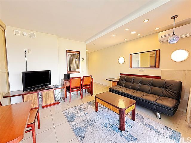 Building Photo - 444 Nahua St